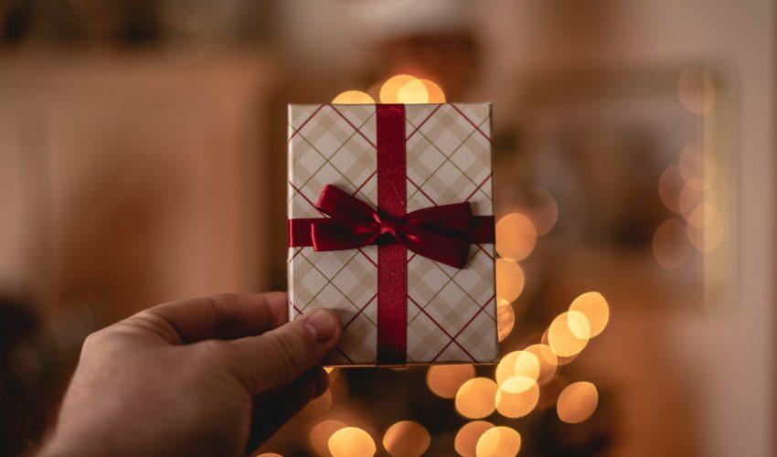 rob-laughter-Rv_UID0uyMM-unsplash